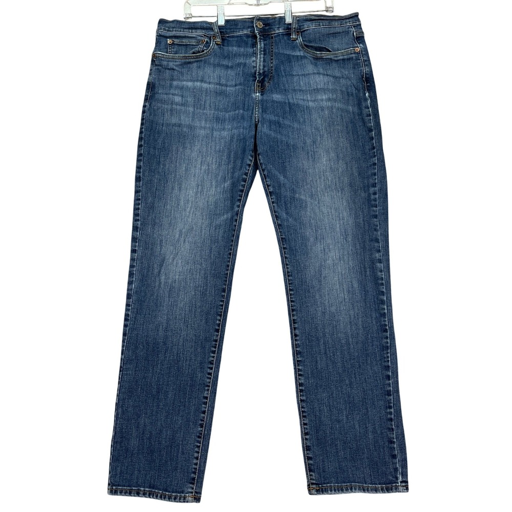 Lucky Brand 221 Jeans Mens 38x32 Medium Wash Straight Leg Stretch 5 Pocket Denim